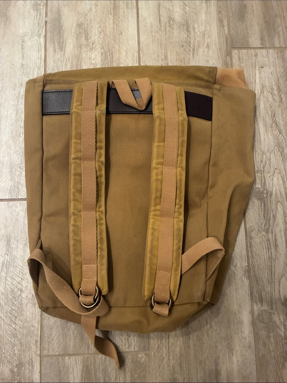 Filson Ranger Backpack - Picture 3 of 5
